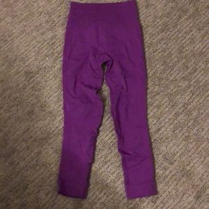 Lululemon purple cropped legging